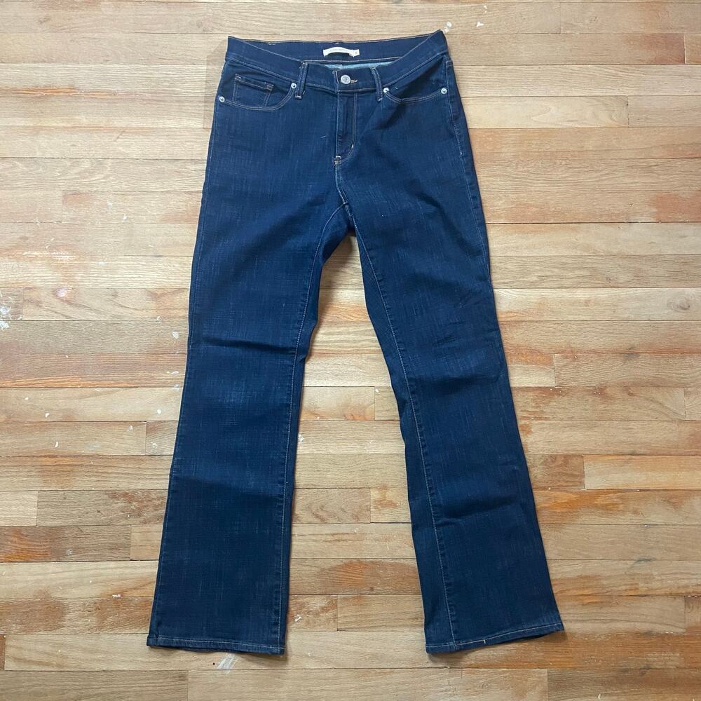 Levi's Classic Bootcut Jeans Women's Size 8 Dark Wash Island Rinse 39252-0004